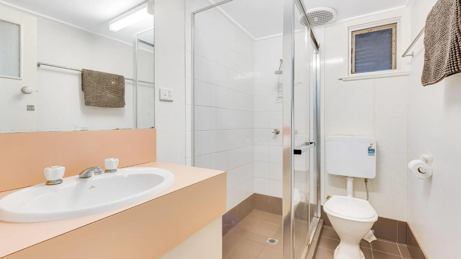 Tondio Terrace Flat 3 - Pet Friendly Apartment Gold Coast