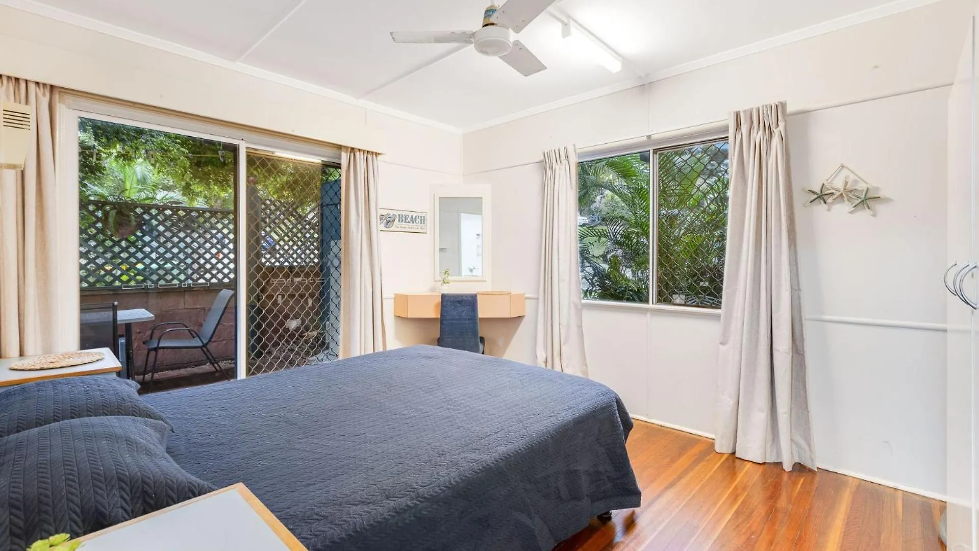 Tondio Terrace Flat 3 - Pet Friendly Apartment Gold Coast