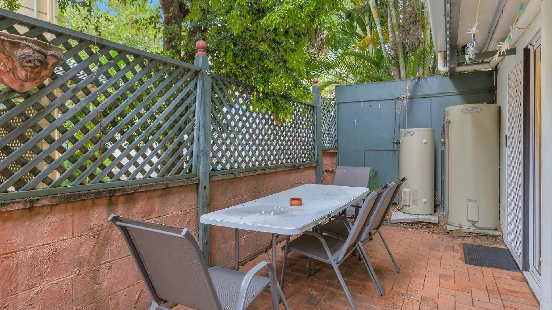Tondio Terrace Flat 3 - Pet Friendly Apartment Gold Coast